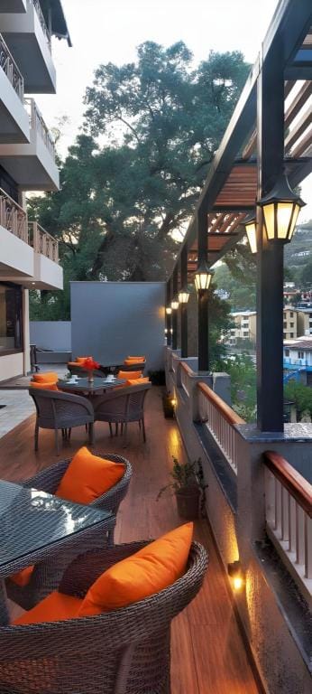VinSober Monal Hotel in Uttarakhand