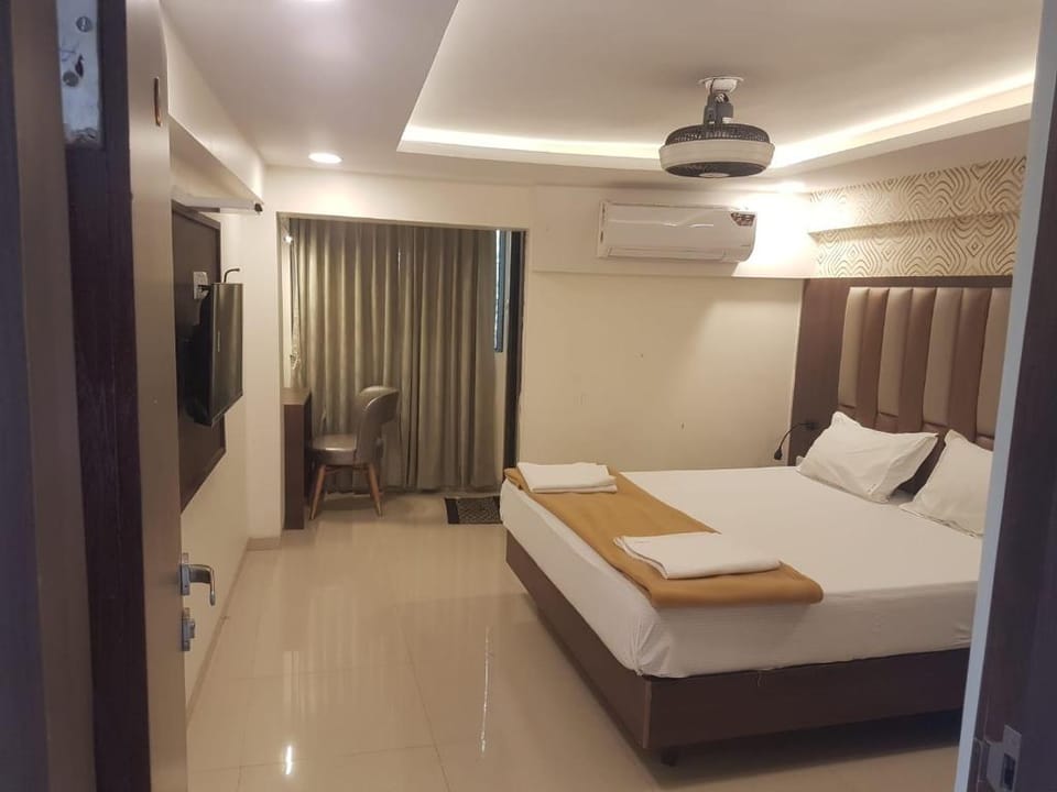 Hotel Godavari Inn Hotel in Mumbai