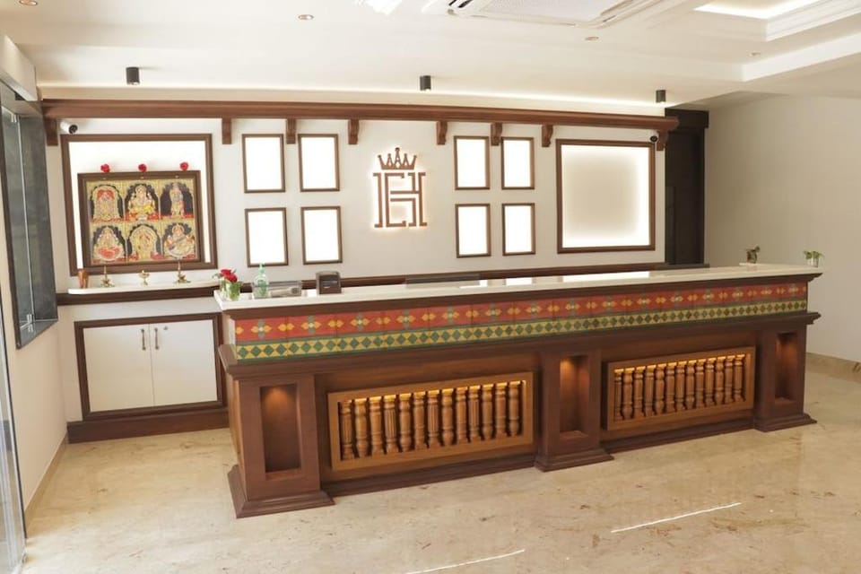 Hotel Emeraald House Hotel in Tamil Nadu