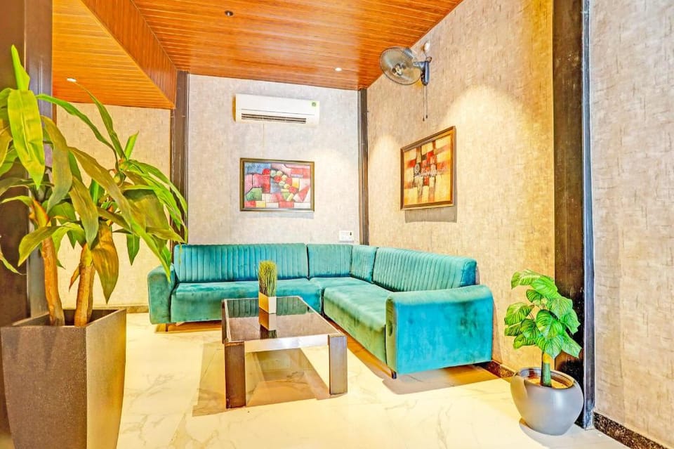 Hotel O Raipur Hotel in India