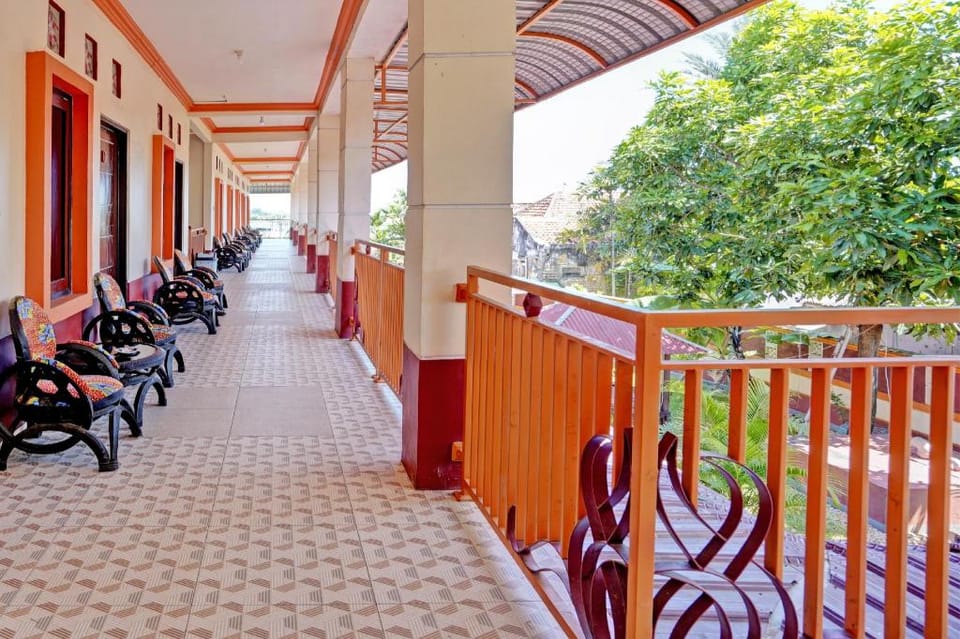 Hotel O Penginapan Kangean SyariahNearTaman Merdeka Kalianget Hotel in East Java