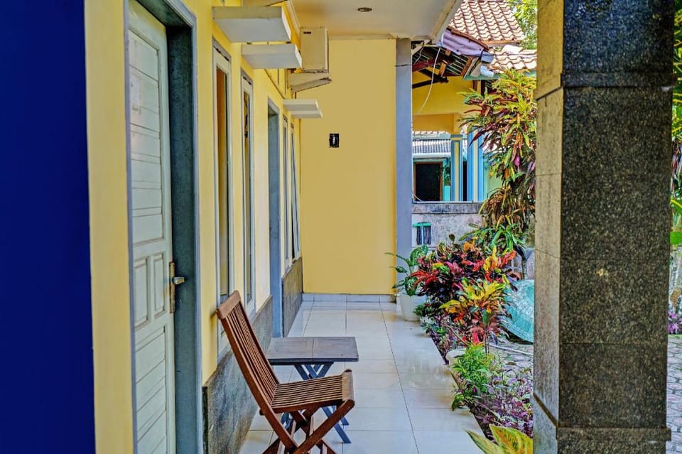 OYO 92519 Pondok Koesnita Hotel in West Java