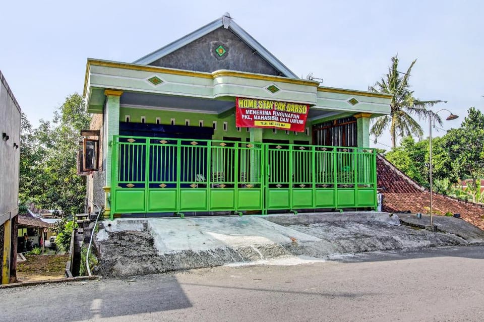 Hotel O Guest House Pak Darso Hotel in Indonesia