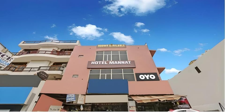Hotel O Mannat Bhera Enclave Hotel in Delhi