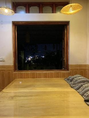 young travel home Vacation rental in Laos