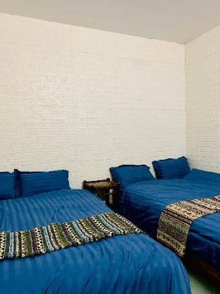 young travel home Vacation rental in Laos