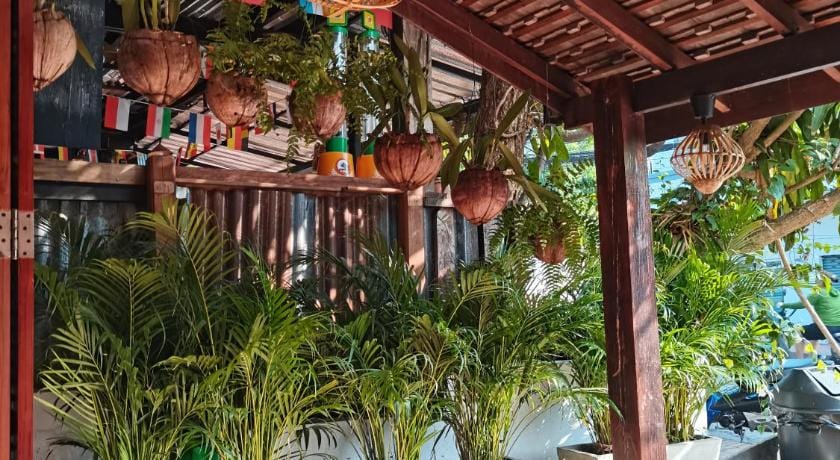PHAI GUESTHOUSE Bed and Breakfast in Luang Prabang