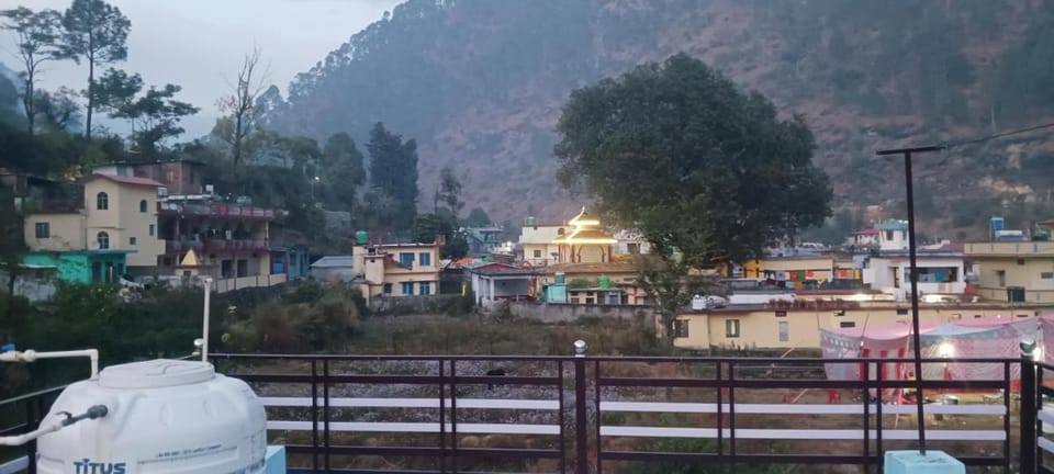 SOMESH Holiday Home Vacation rental in Uttarakhand