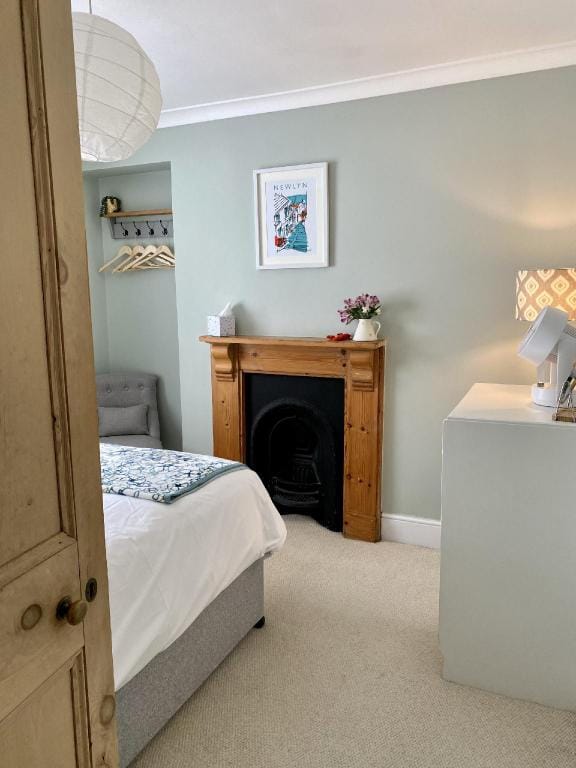 Spacious, seaside, Victorian home 'Bay View Terrace', Penzance Vacation rental in Penzance
