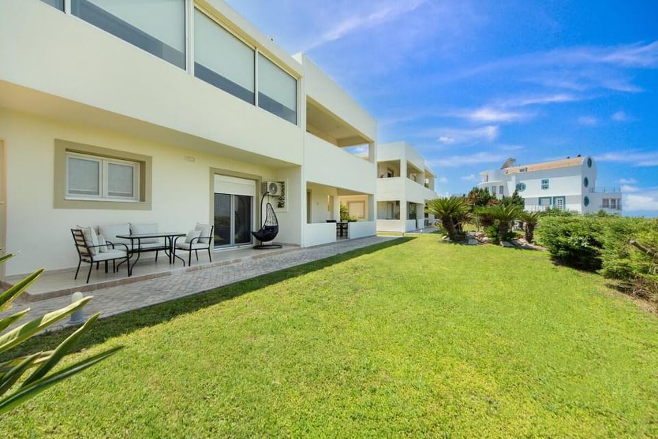 Island Hills - Ocean Apartment in Rhodes