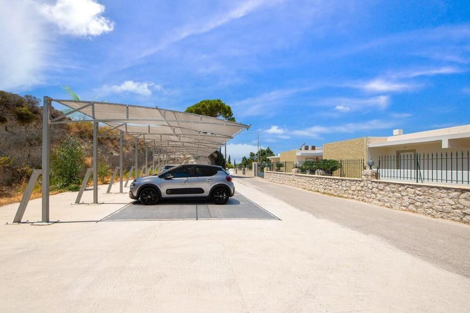 Island Hills - Helios Apartment in Rhodes