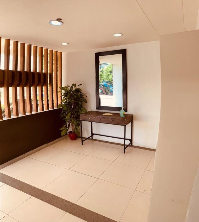 Milano 1br Industrial Theme Staycation Apartment in Bacoor