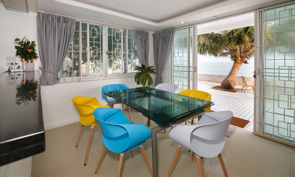 Chateu Phala Villa in Chon Buri Changwat