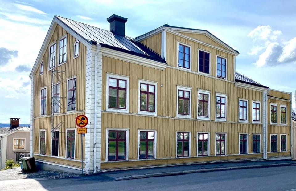 Renoverad central lägenhet, utsikt mot Domkyrka Apartment in Sweden