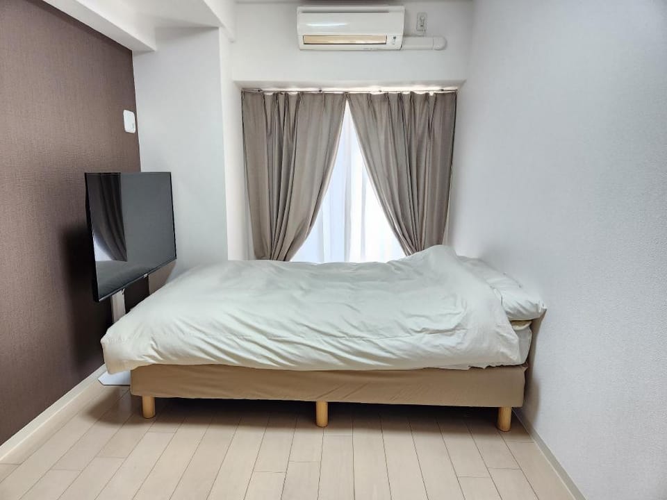 CoconeHouseTengachaya Namba Dotonbori 2 Subway Stations Away House Free Wi-Fi A Apartment in Osaka