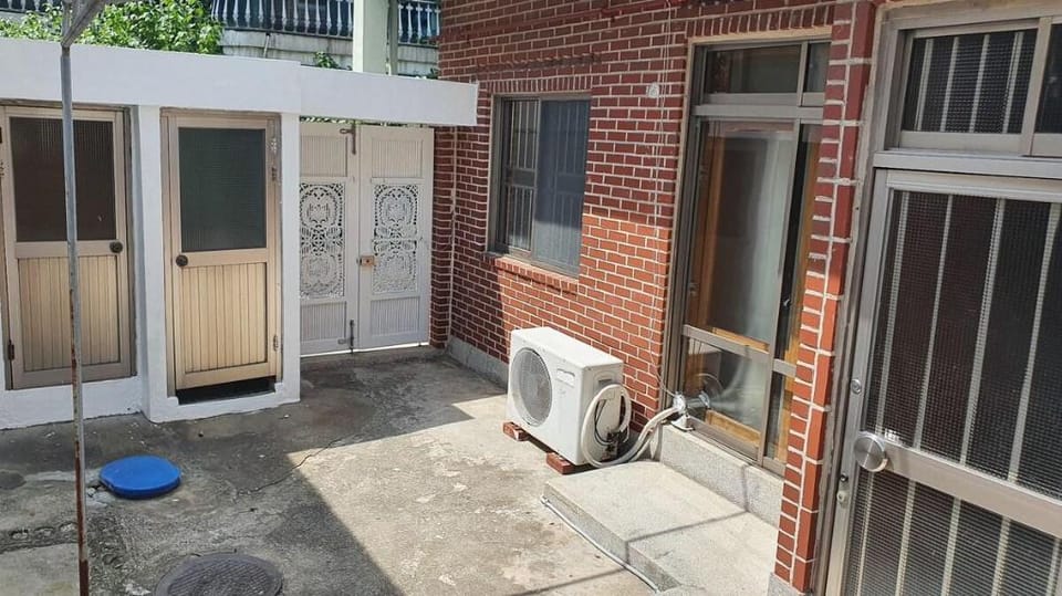 Gwangalli Beach. house. 3 bed. 6 people Vacation rental in Busan