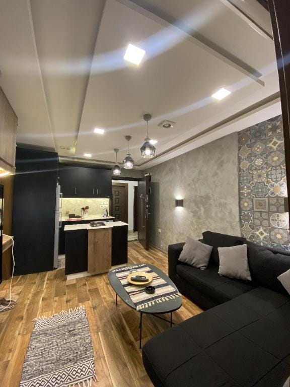 Um Uthaina luxury apartment  Apartment in Africa