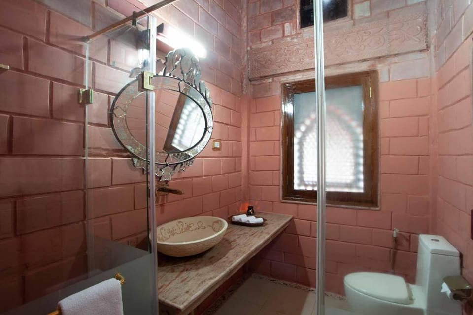 StayVista at Pink Palace Villa in Ooty