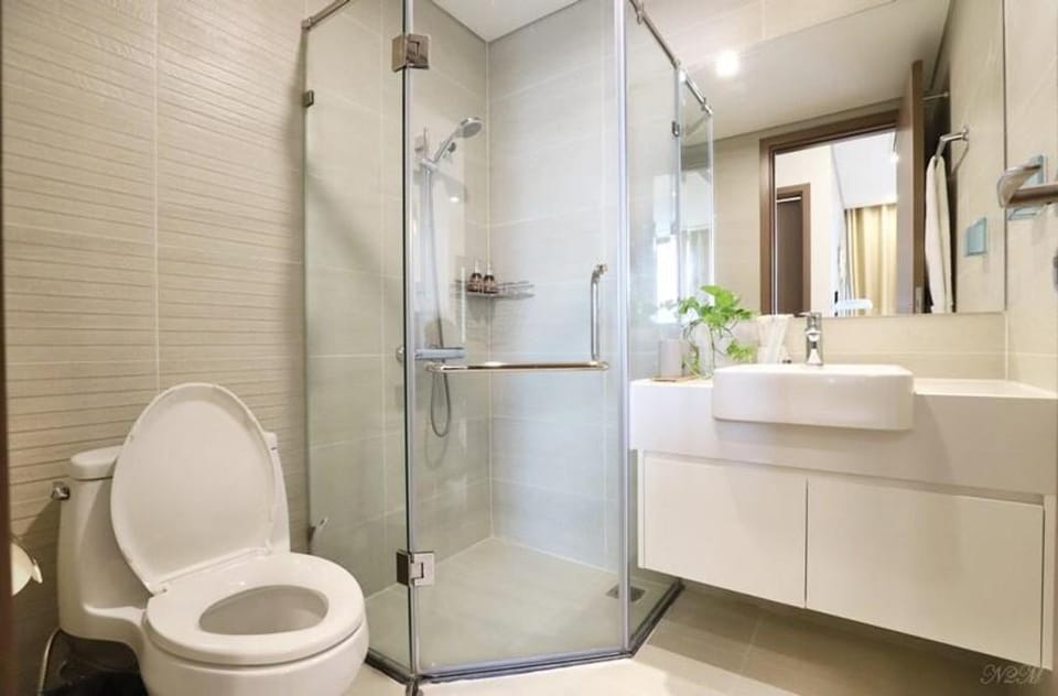 Anstay 2BRS 2WC Vinhomes Skylake Apartment in Laos