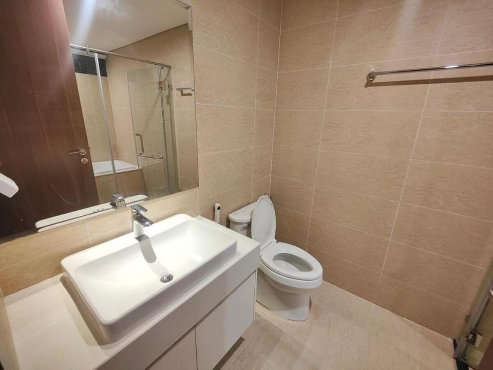 Bồn Hướng Nhà Hàng 3 Ngủ Sky Lake. Apartment in Laos