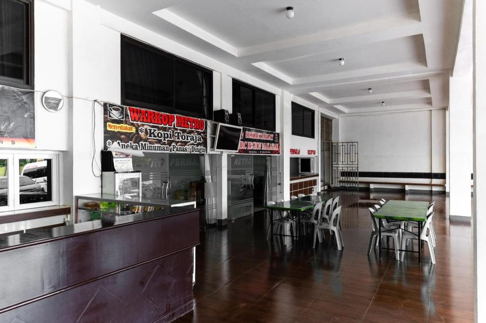 RedDoorz near Makassar Town Square 2 Hotel in Indonesia