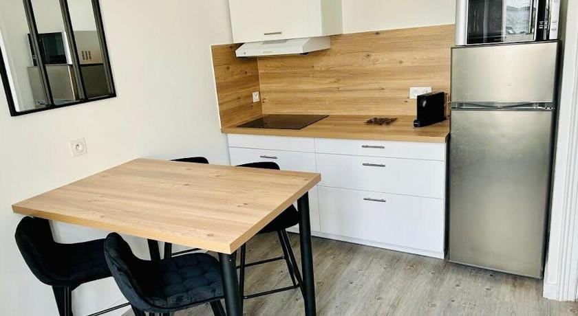 Au coeur de ville Apartment in Laval