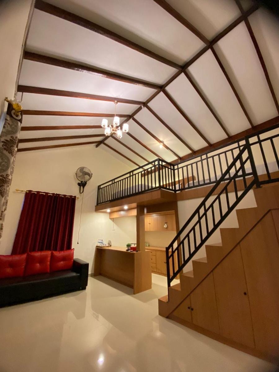 BERYL HOMESTAY Villa in Indonesia