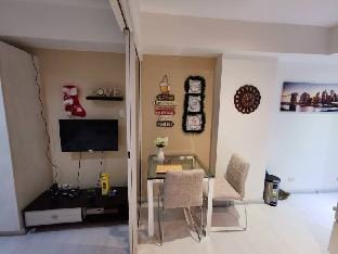 MicasaAzure77 Apartment in Paranaque