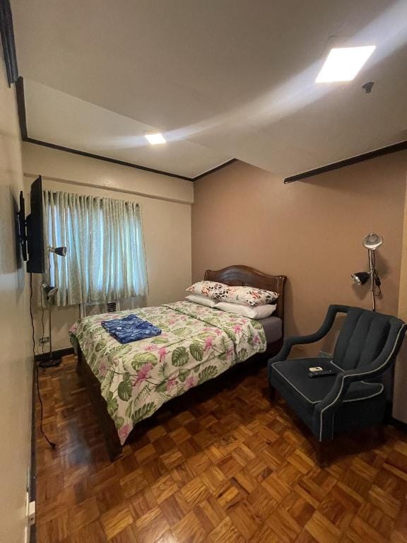 Spacious Cozy and Homey 1BR in Central Makati Apartment in Makati
