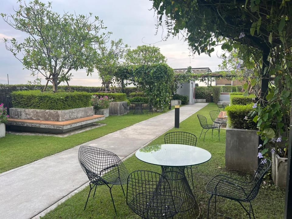 Cozy8Living in Bangkok 60m to MRT near chatuchank Apartment in Bangkok