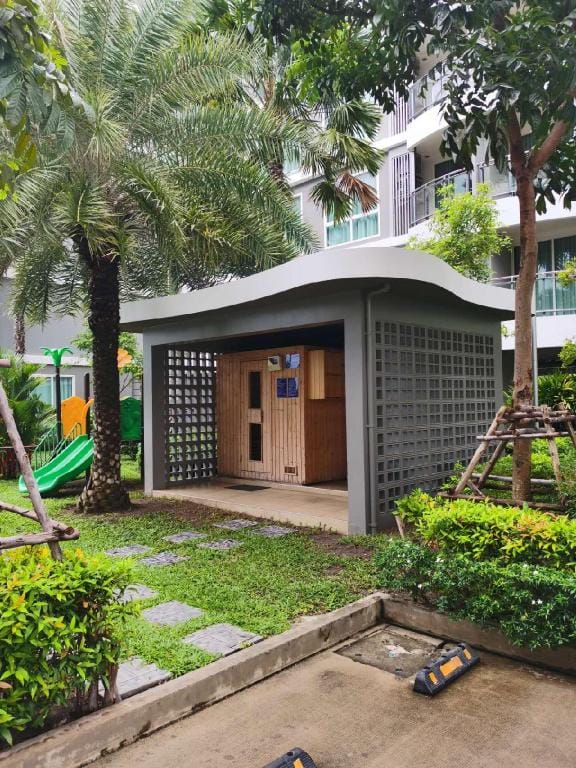 A great value stay @ Whale Marina Condo Pattaya Apartment in Pattaya City