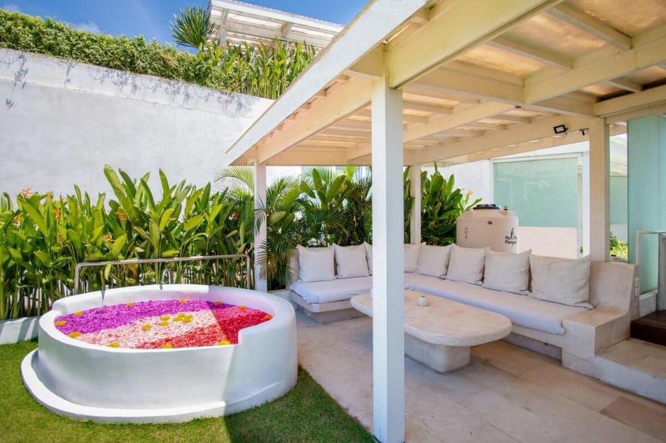 Three Bedroom Private Pool Villa Beach Access Villa in North Kuta