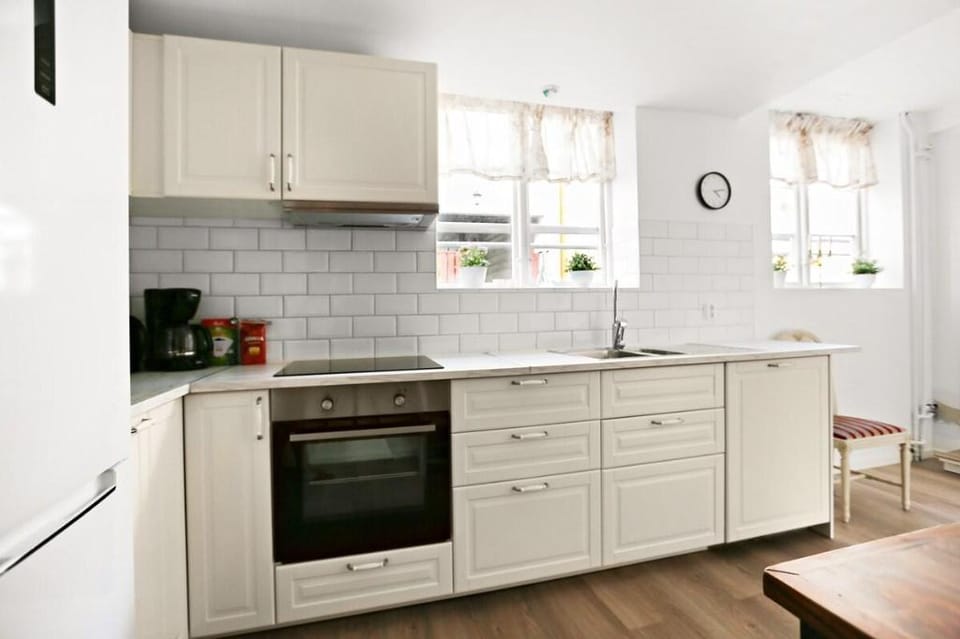 Renoverad central tvårumslägenhet på entréplan Apartment in Sweden