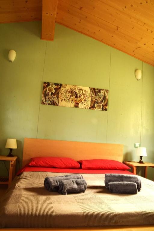 Valle del LUPO - POIANA cottage 043046-CAV-00003 Vacation rental in Marche