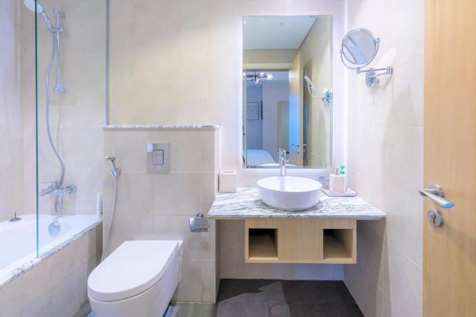 Luxurious 2B with Burj Views in Business Bay Apartment in Dubai