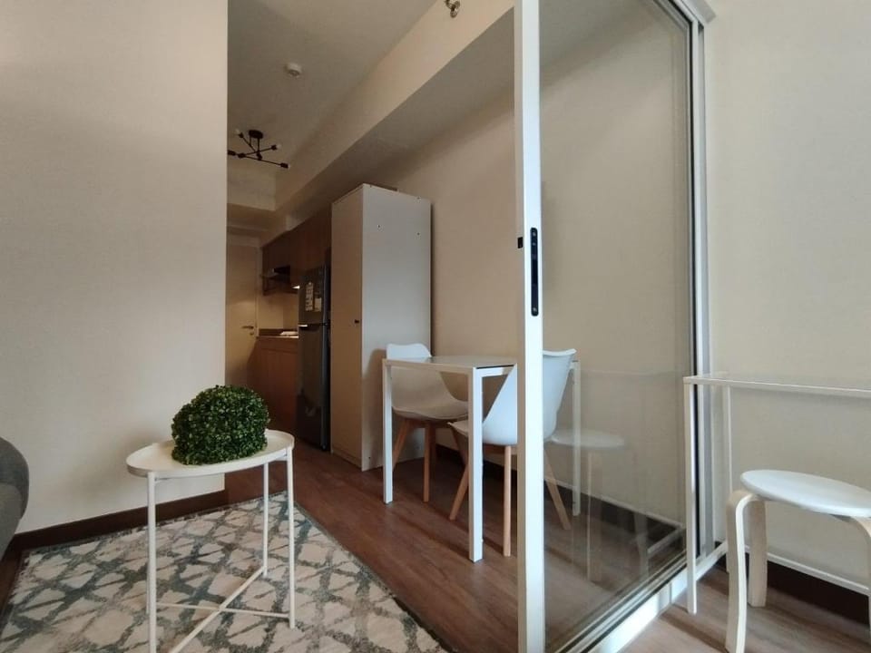 IKEA Inspired 1BR | Netflix | WIFI | Near BGC Apartment in Pasig