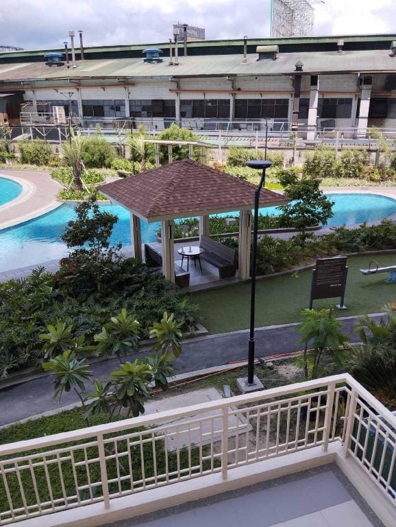 IKEA Inspired 1BR | Netflix | WIFI | Near BGC Apartment in Pasig