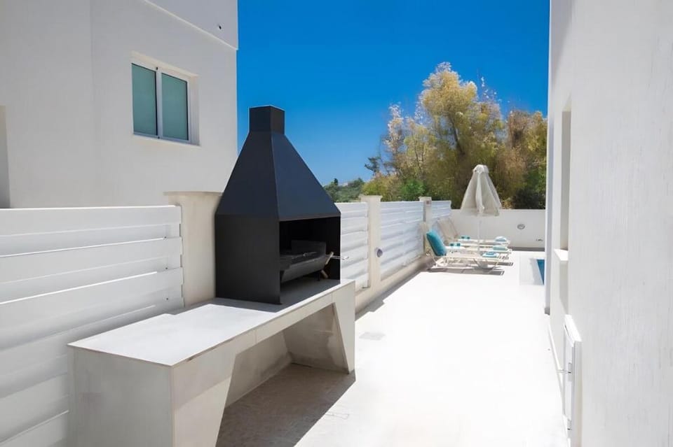 Casa De Nicole Deluxe Villa in Protaras