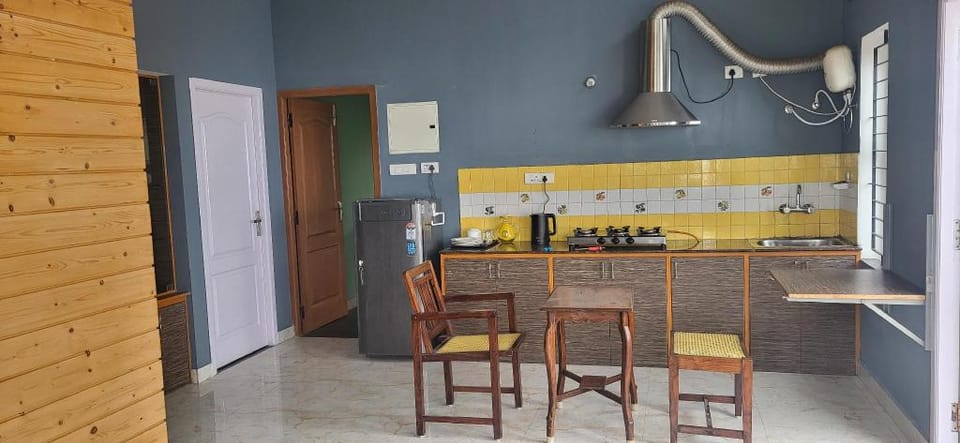Hostel Jerusalem Hotel in Kodaikanal
