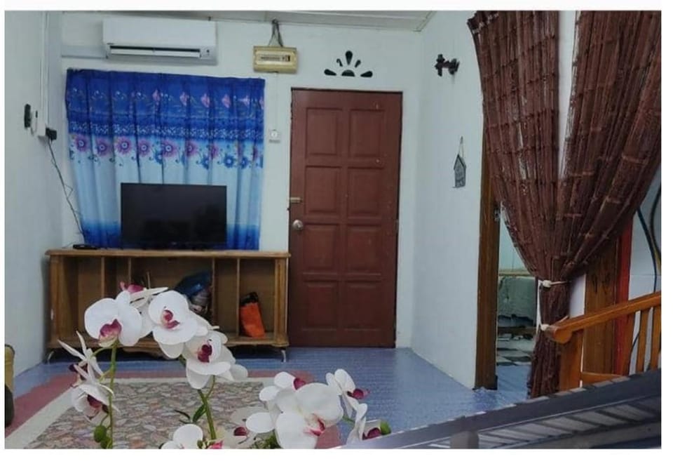 ROOMSTAY NURFADZ SG BULOH Vacation rental in Selangor, Malaysia