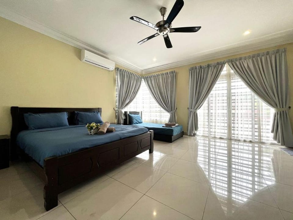 Desaru Marvels Lover Staycation by Antlerzone Vacation rental in Johor
