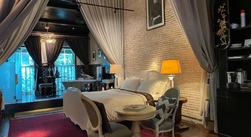 The Opposite Place Bed and Breakfast in Malacca