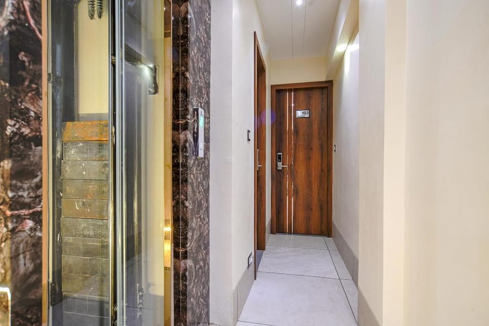 FabHotel Benchmark Hotel in India