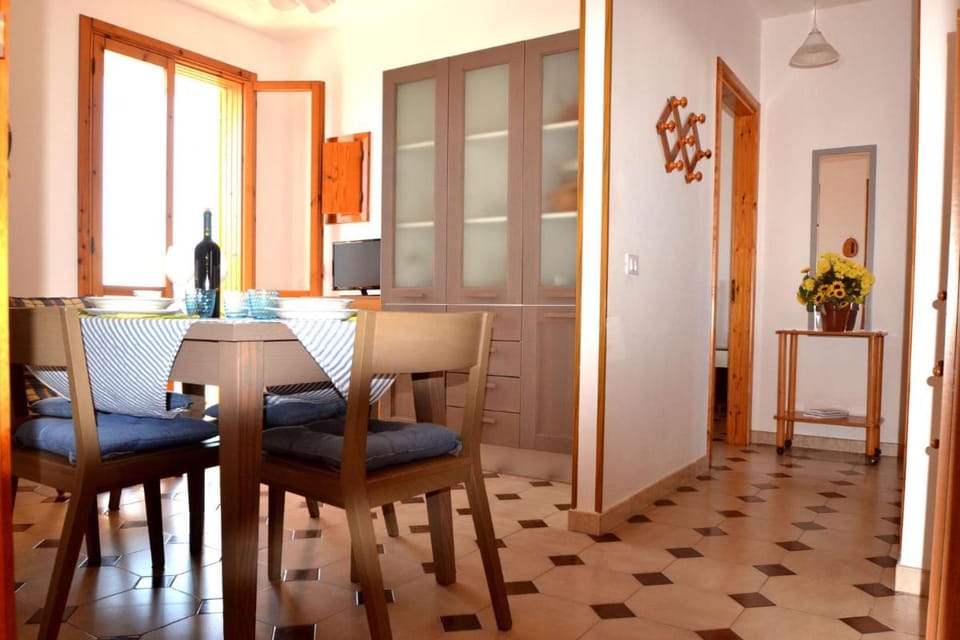 Air-conditioned Yoko holiday home for 5 guests Apartment in Apulia