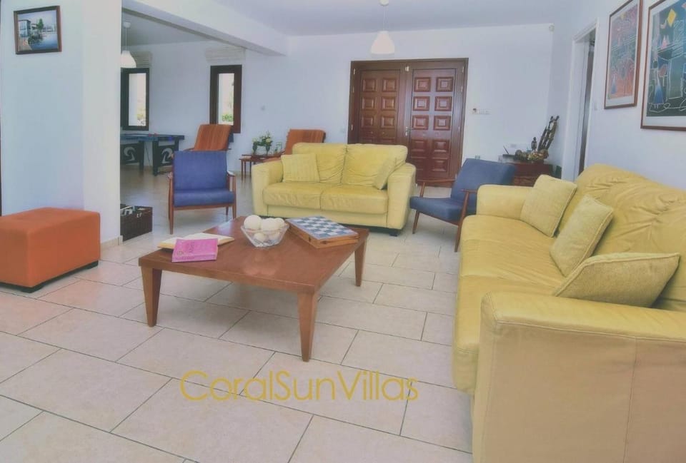 Nature - Direct To Sandy Beach, Impressive Villa, Quiet area Villa in Paphos District