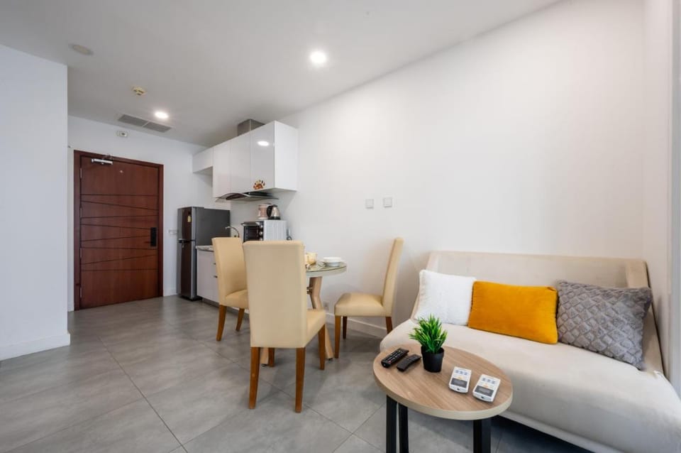 The Penthouse Residence 2BR by Soben Homes Apartment in Phnom Penh Province