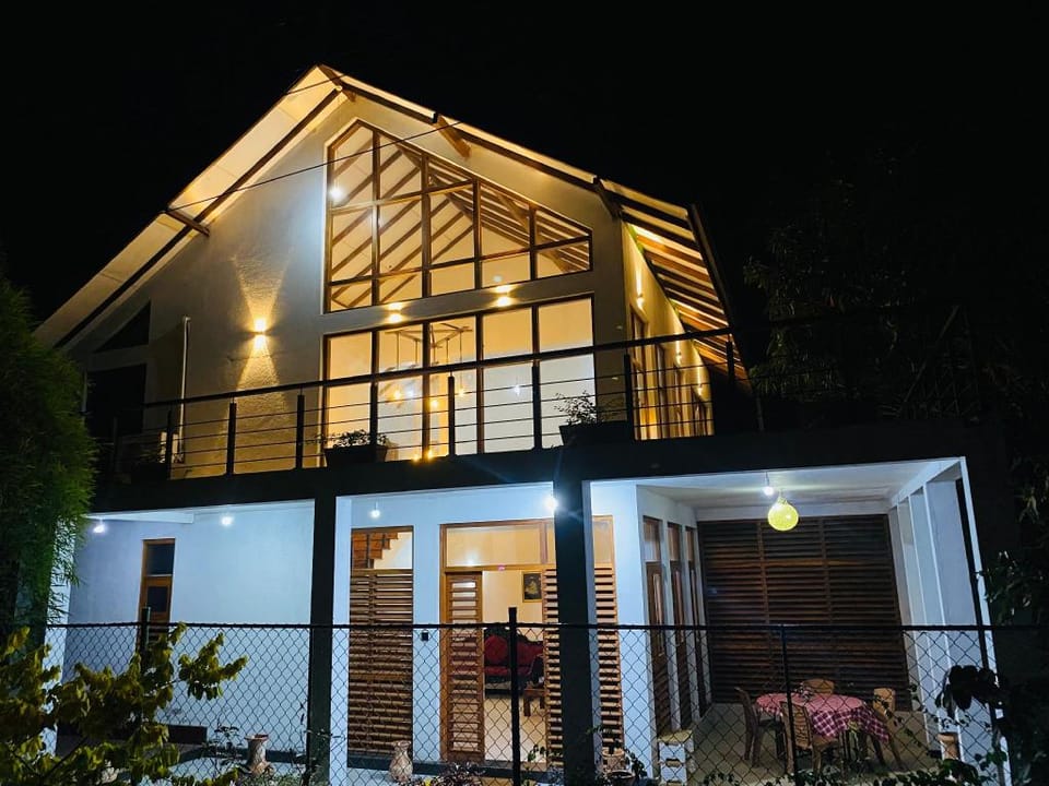 Sigiri Holiday Bungalow Bed and Breakfast in Dambulla