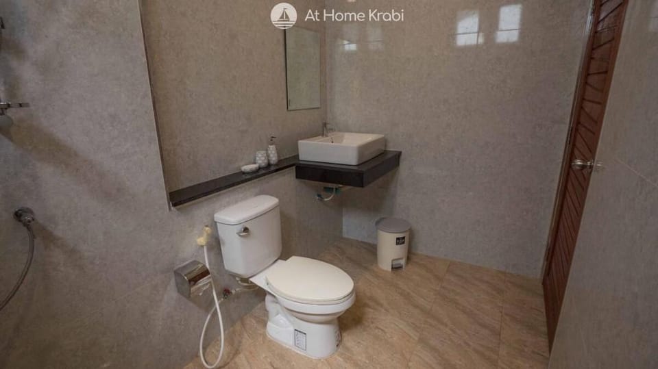 Pano View Hillside Private Pool Vacation rental in Krabi Changwat