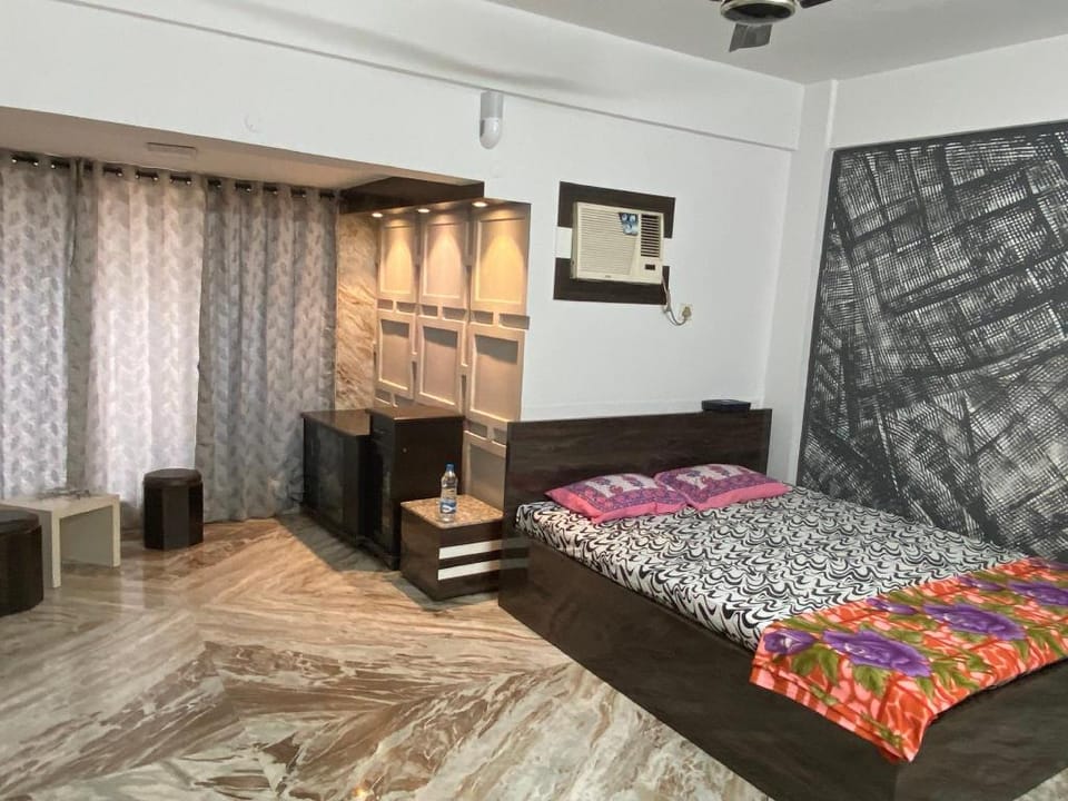Lovely room in New Alipore  Apartment in Kolkata