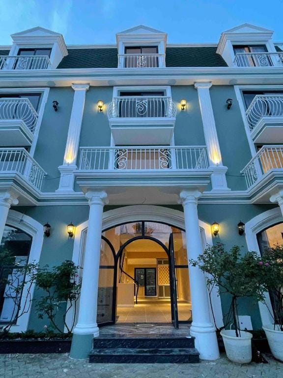 Honeysuckle Villa Apartment in Dalat